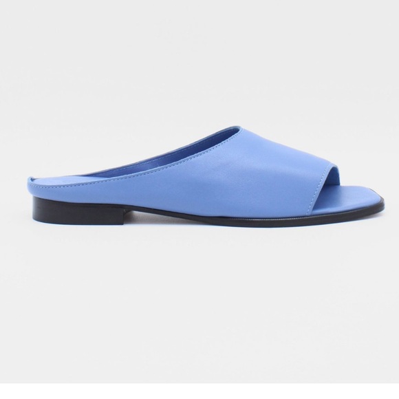 About Arianne Shoes - About Arianne Ojih Cel Soft Leather Flat Mules Slides Sandals Blue